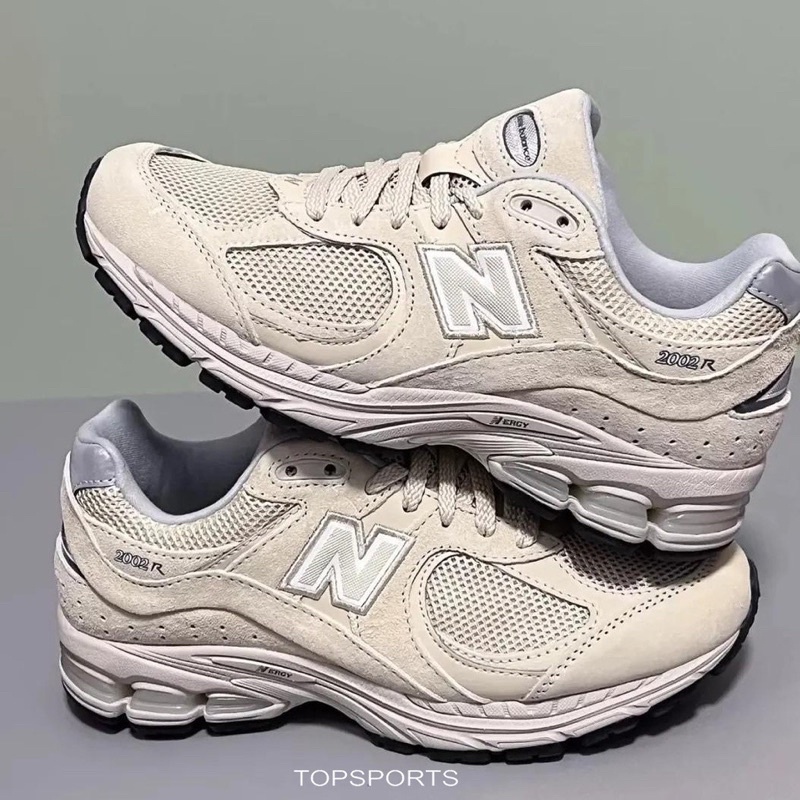 NEW BALANCE 2002 NB2002R 奶茶色 慢跑鞋 運動鞋 二手 尺寸：43（27.5）