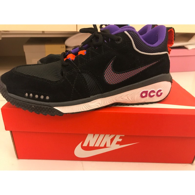 nike acg dog mountain