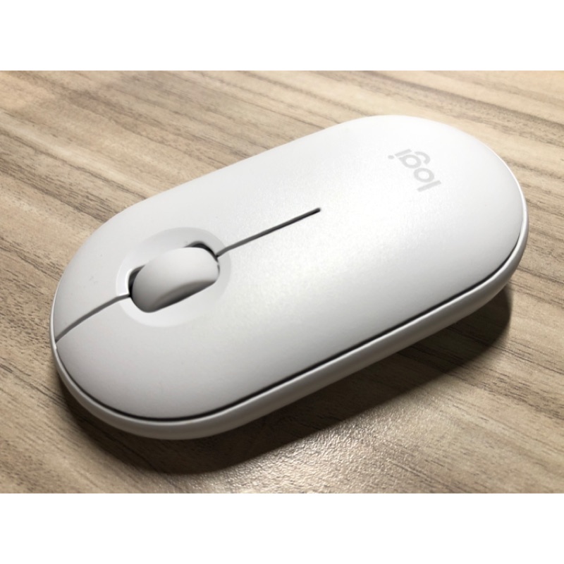 Logitech 羅技 Pebble M350 白色。鵝卵石無線滑鼠。藍牙滑鼠