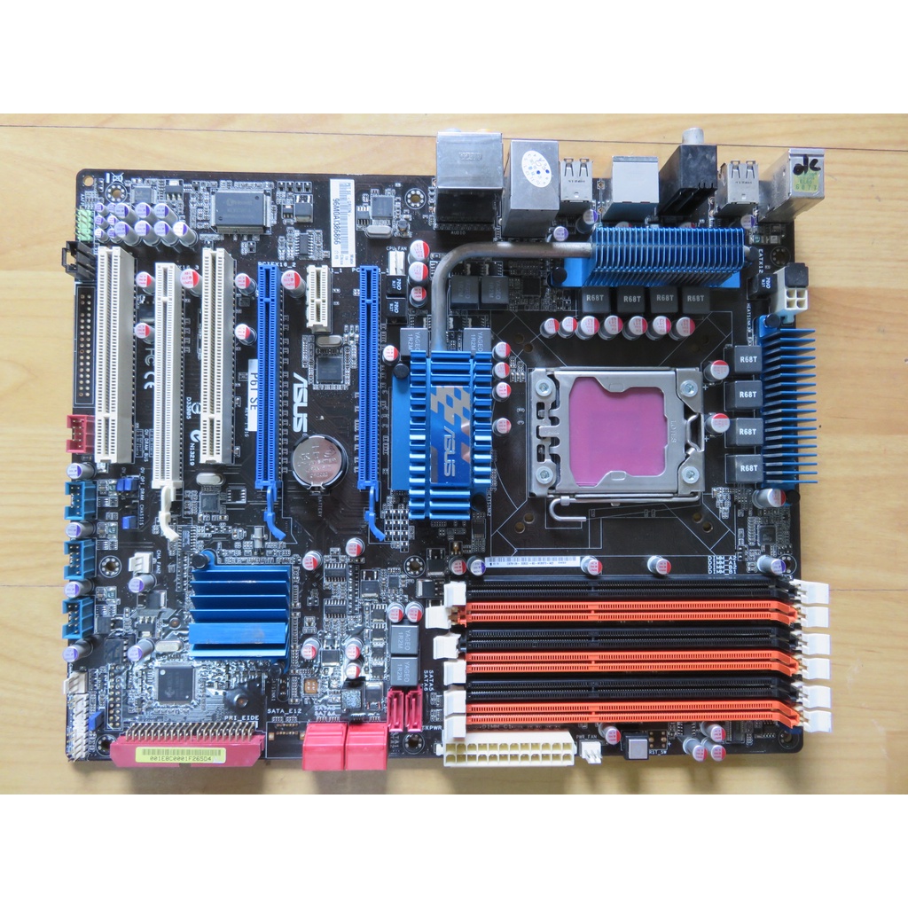A.1366主機板-華碩 P6T SE 導熱管 DDR3雙通道 i7 i5 i3 X58 RAID 直購價1780