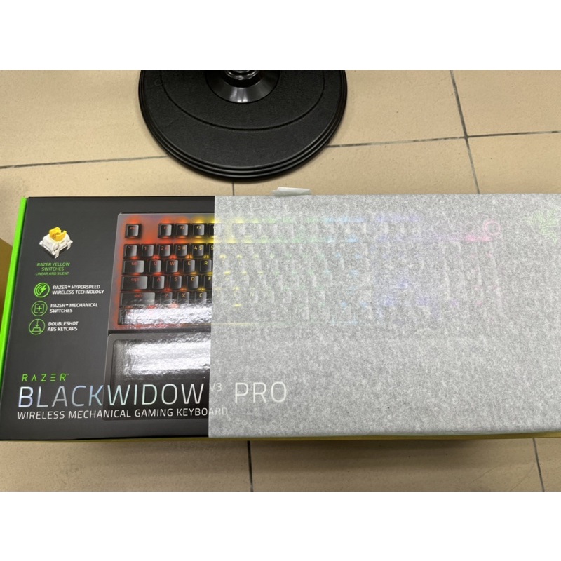 全新 Razer Blackwidow v3 pro 黃軸