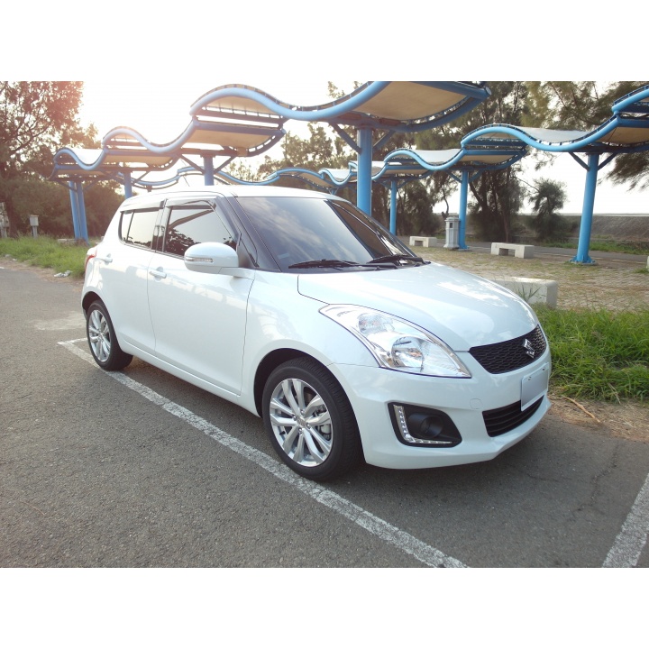 2014 #Suzuki #Swift #1.2 #GLX #方向盤快控 #一手女用車 無待修 認證中古車