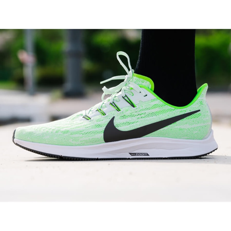 nike green pegasus