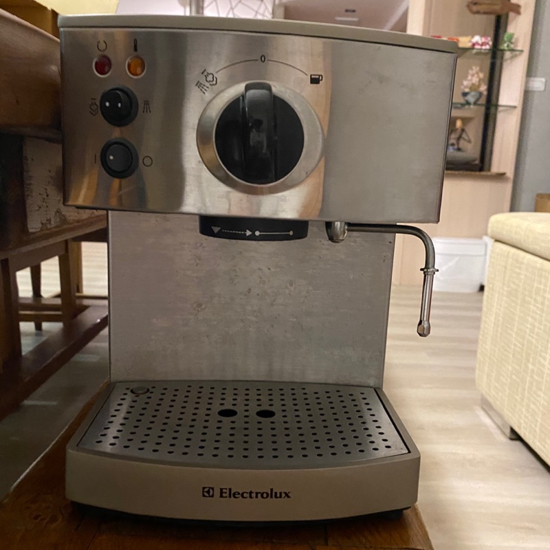 Electrolux EES200 咖啡機(可議）