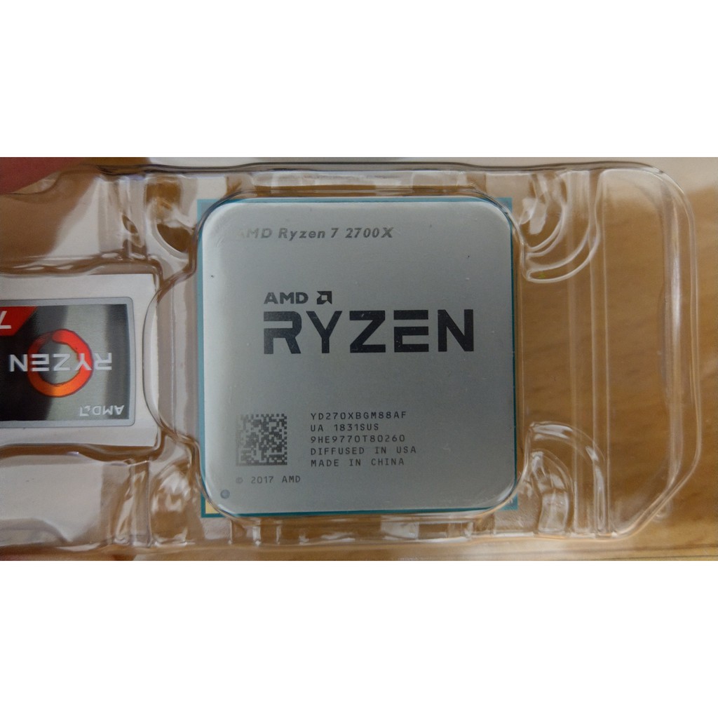 AMD Ryzen 7 2700X完整盒裝