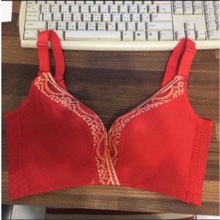 爆乳內衣 小胸救星 無鋼圈調整型內衣 包副乳 收背 深V 集中 內衣 低脊心蕾絲