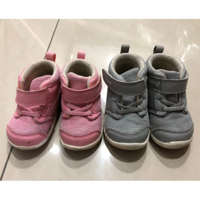Combi 經典英倫幼兒機能鞋 粉色12.5 灰色13.5