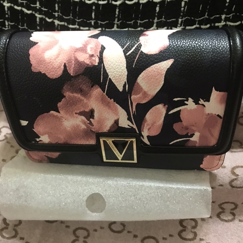 Victoria’s  secret維多利亞的秘密印花🌷🌷🌷側背包