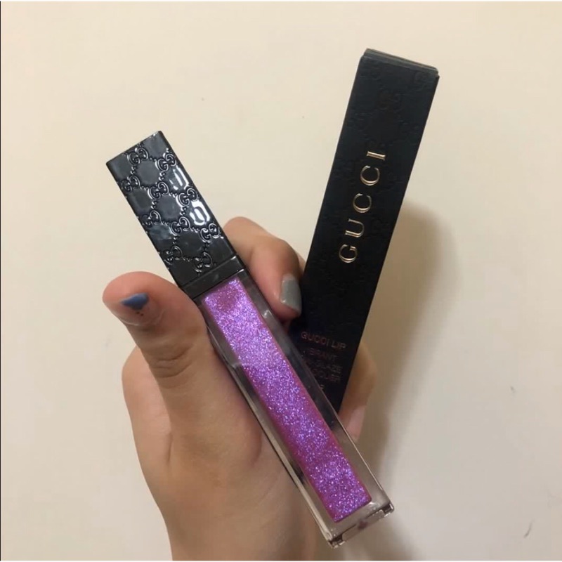Gucci 人魚色唇蜜
