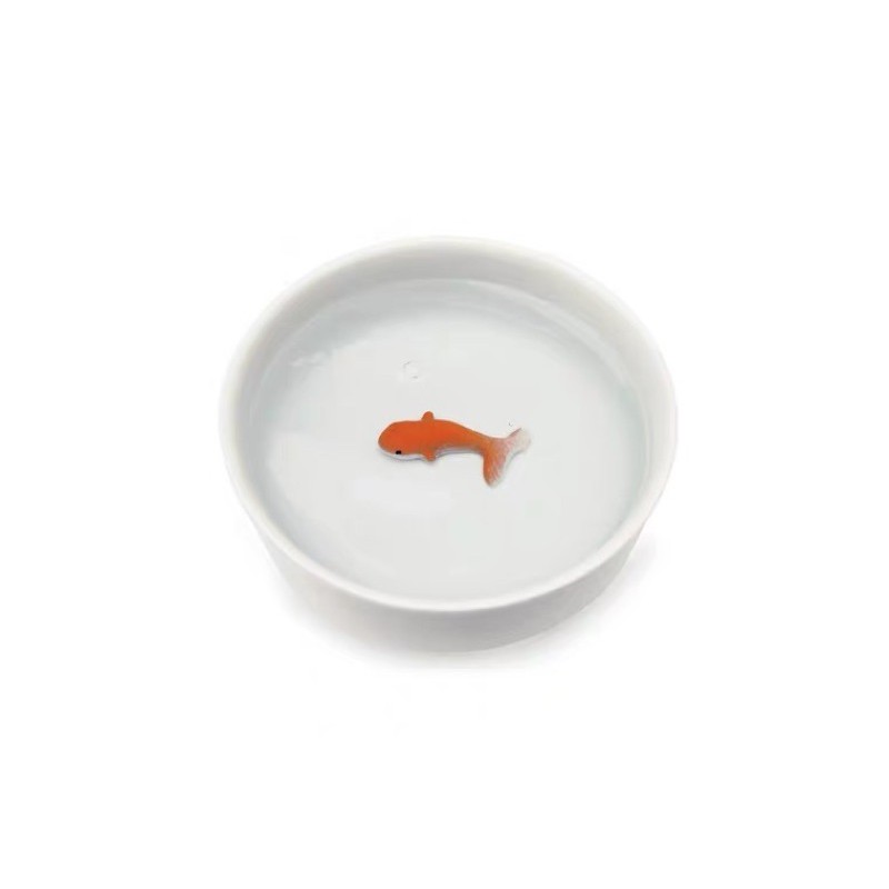 預購 英國suck Uk Goldfish 立體金魚水碗寵物喝水碗寵物碗杯底不可養金魚 蝦皮購物