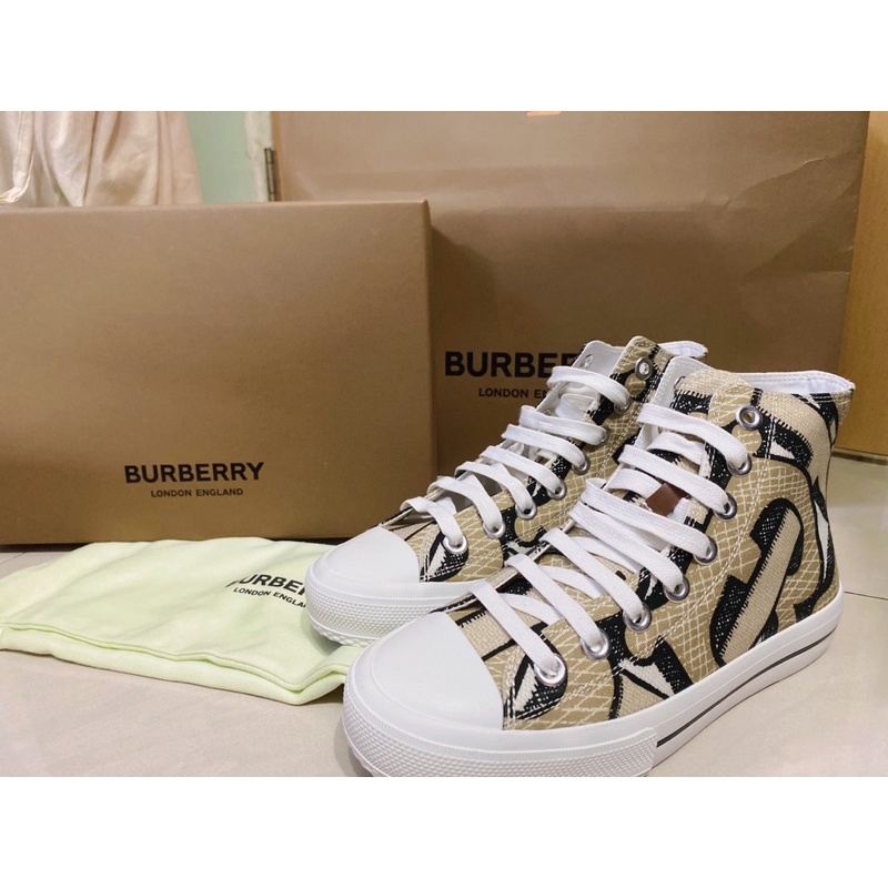 Burberry 女鞋 全新精品帆布鞋 米色 杏色休閒鞋 大全配 附購證/吊牌/防塵袋/鞋盒/紙袋