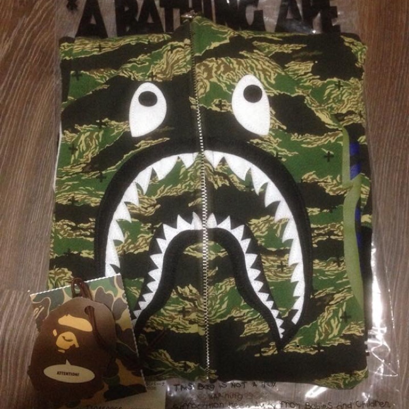 Bape x cmss common sense mdns madness aape 虎紋迷彩 鯊魚外套 黃金m號