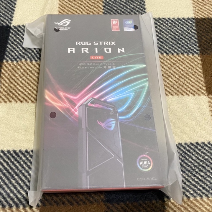 華碩ASUS ROG Strix Arion Lite版 M.2 NVMe SSD外接盒