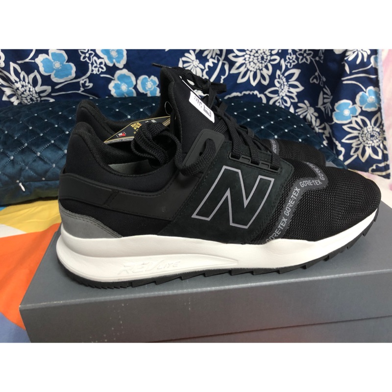 New Balance NB 247 gore Tex  尺寸US11.5 247gtx材質 潮流機能 慢跑鞋 全新