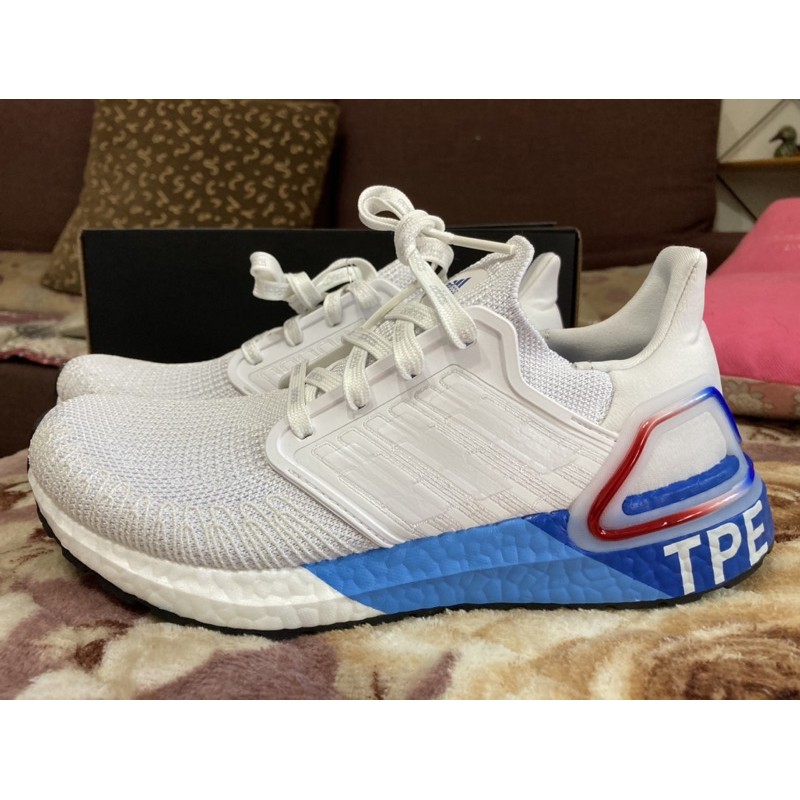 全新女鞋Ultraboost 20 city Pack Hy 24.5公分台北聯名款