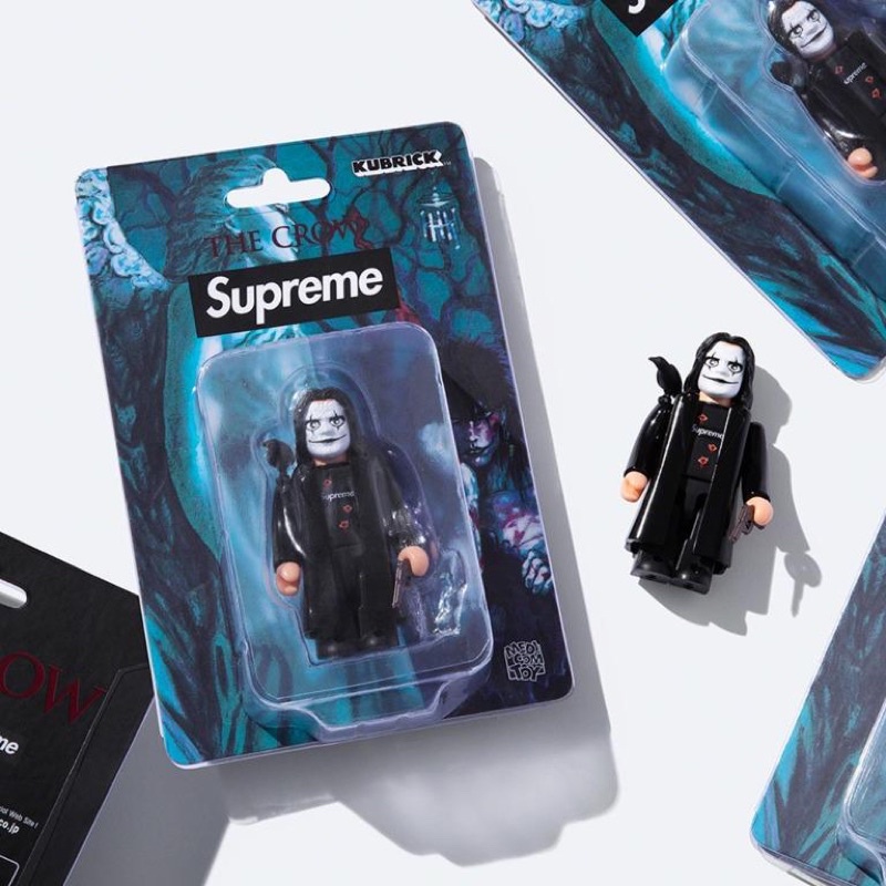 Supreme kubrick的價格推薦- 2025年9月| 比價比個夠BigGo