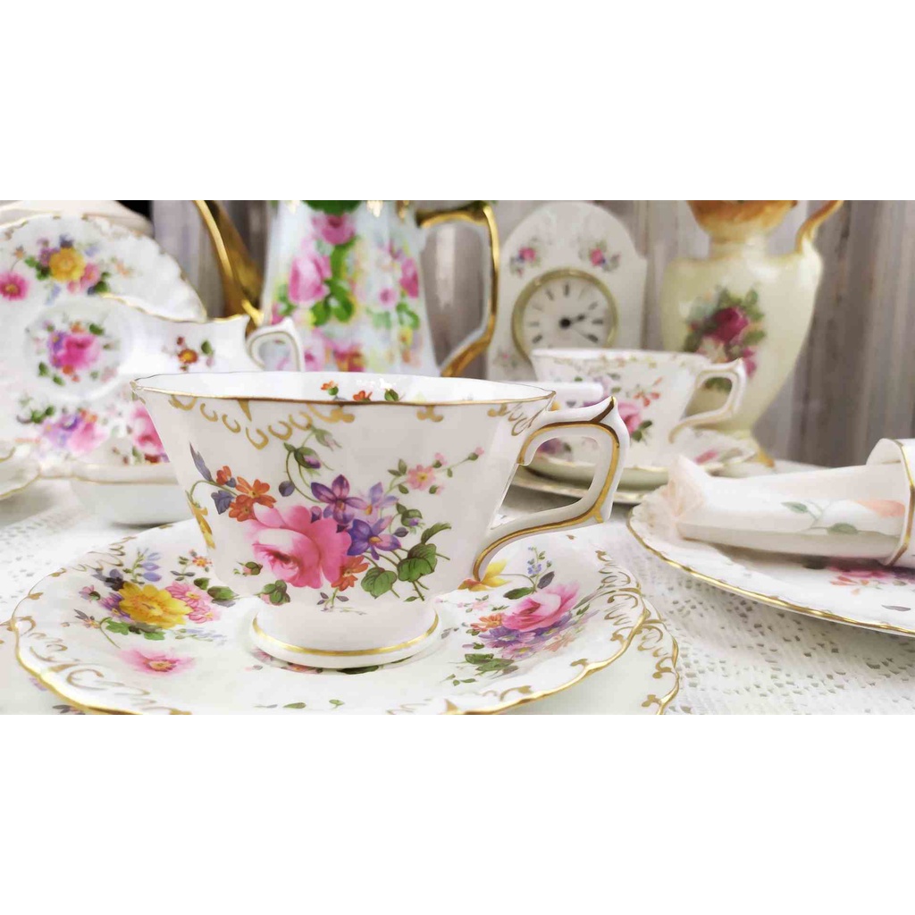 紫丁香歐陸古物雜貨♥1921年Royal Crown Derby手繪花朵骨瓷茶杯組.咖啡杯組(三)