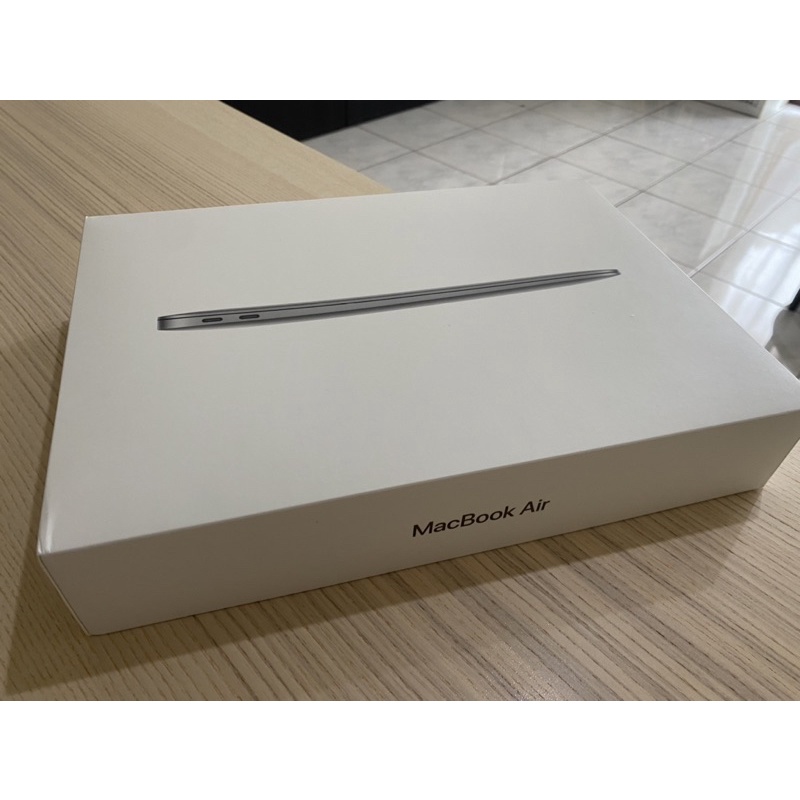 MacBook Air ( Retina, 13-inch, 2019 ) 256g