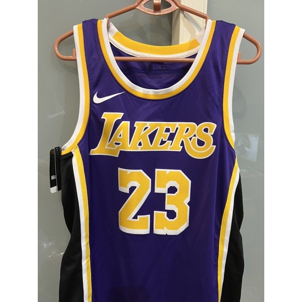 （絕版）全新 Nike LeBron James 湖人球衣 23號 客場 紫金 L（48)