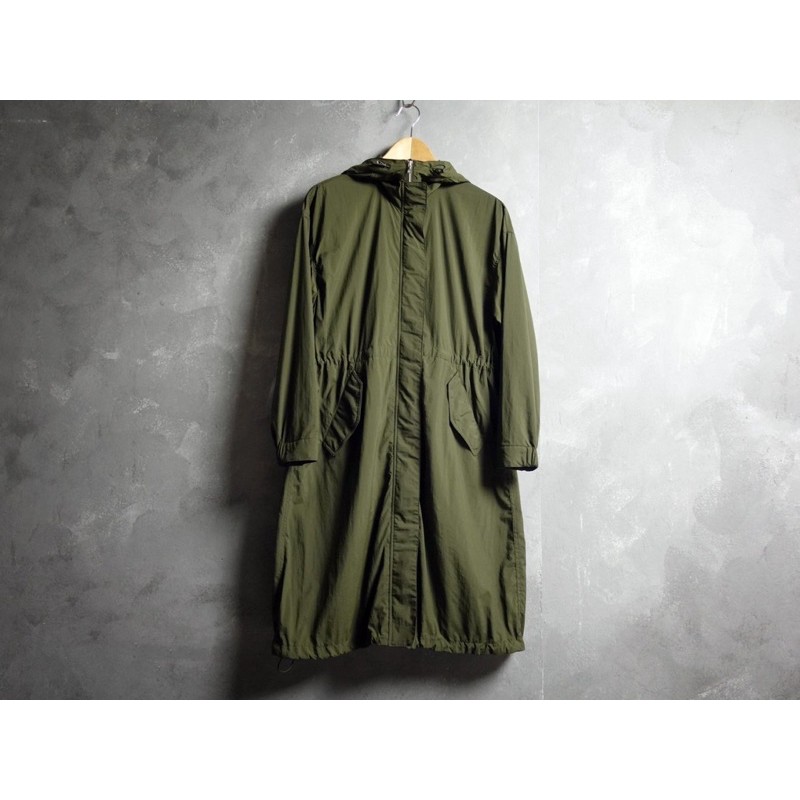 日本【UNIQLO】橄欖綠防風防曬長版連帽薄外套S