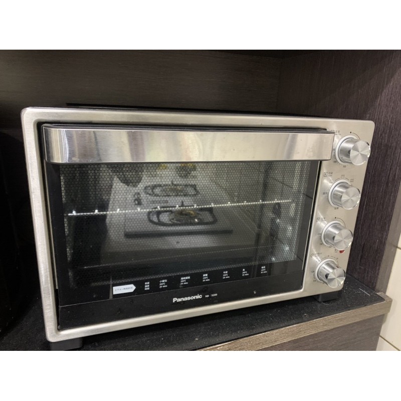 Panasonic國際牌32L旋風烤箱NB-H3200（二手商品，少用出清，功能正常，外觀極新）