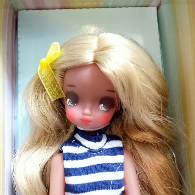 韓國 花池娃娃 茱莉 黑肌