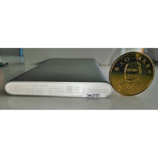 (已過原廠保固,個人保固14天) 舊款一代臺灣小米行動電源5000 mah(銀色) 超薄鋰聚合 臺灣小米原廠正品貨
