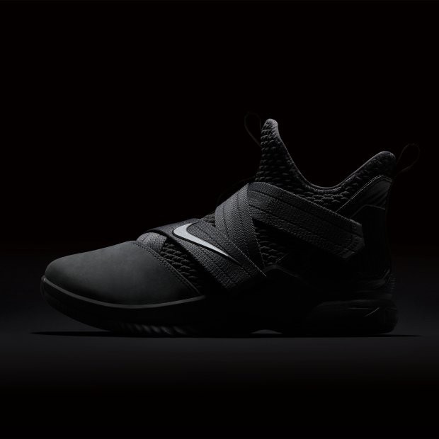 nike soldier xii sfg black