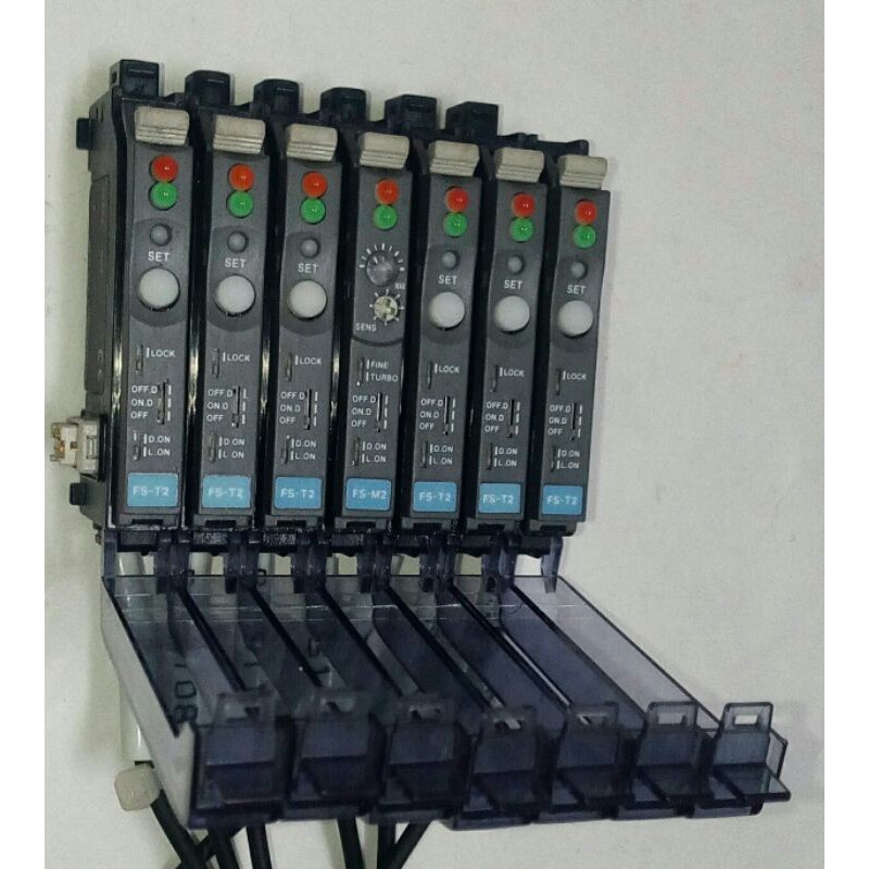 🌞現貨保固 KEYENCE 基恩斯 FS-T2 高精度光纖感測器 NPN 光纖放大器 纜線型 擴充模組 FS-M2