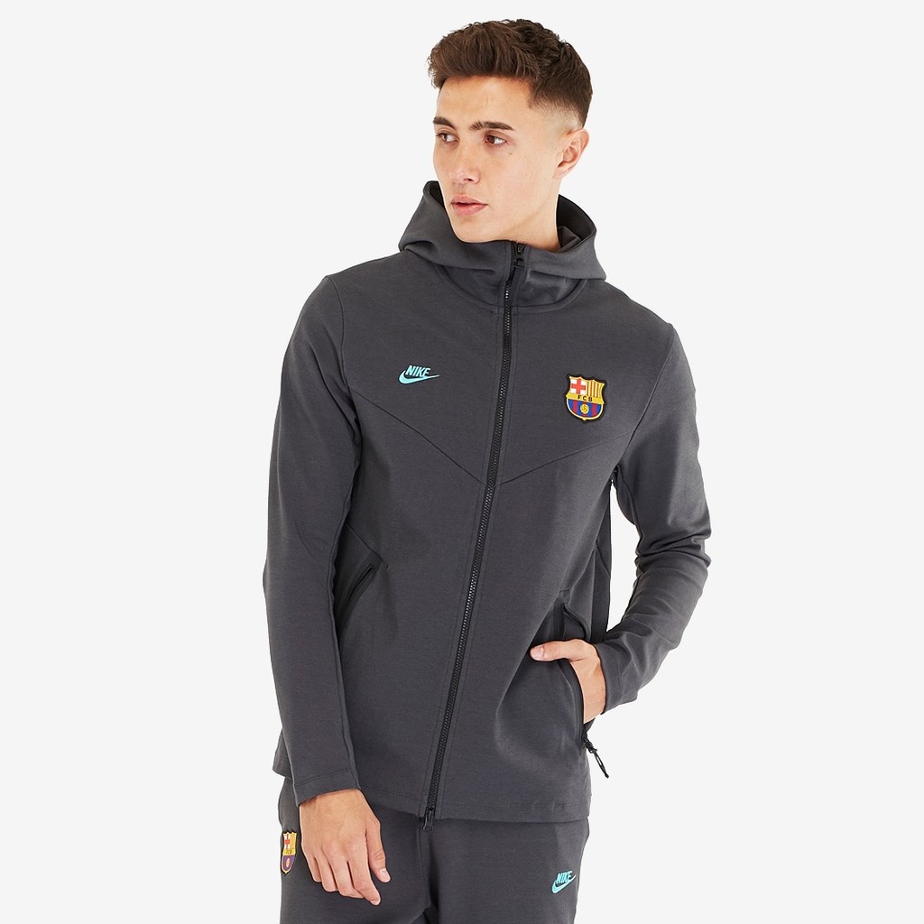 fc barcelona nike tech