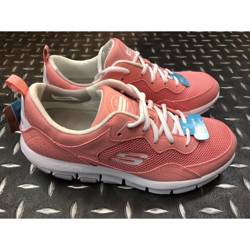 粉白 SKECHERS LIV 鞋