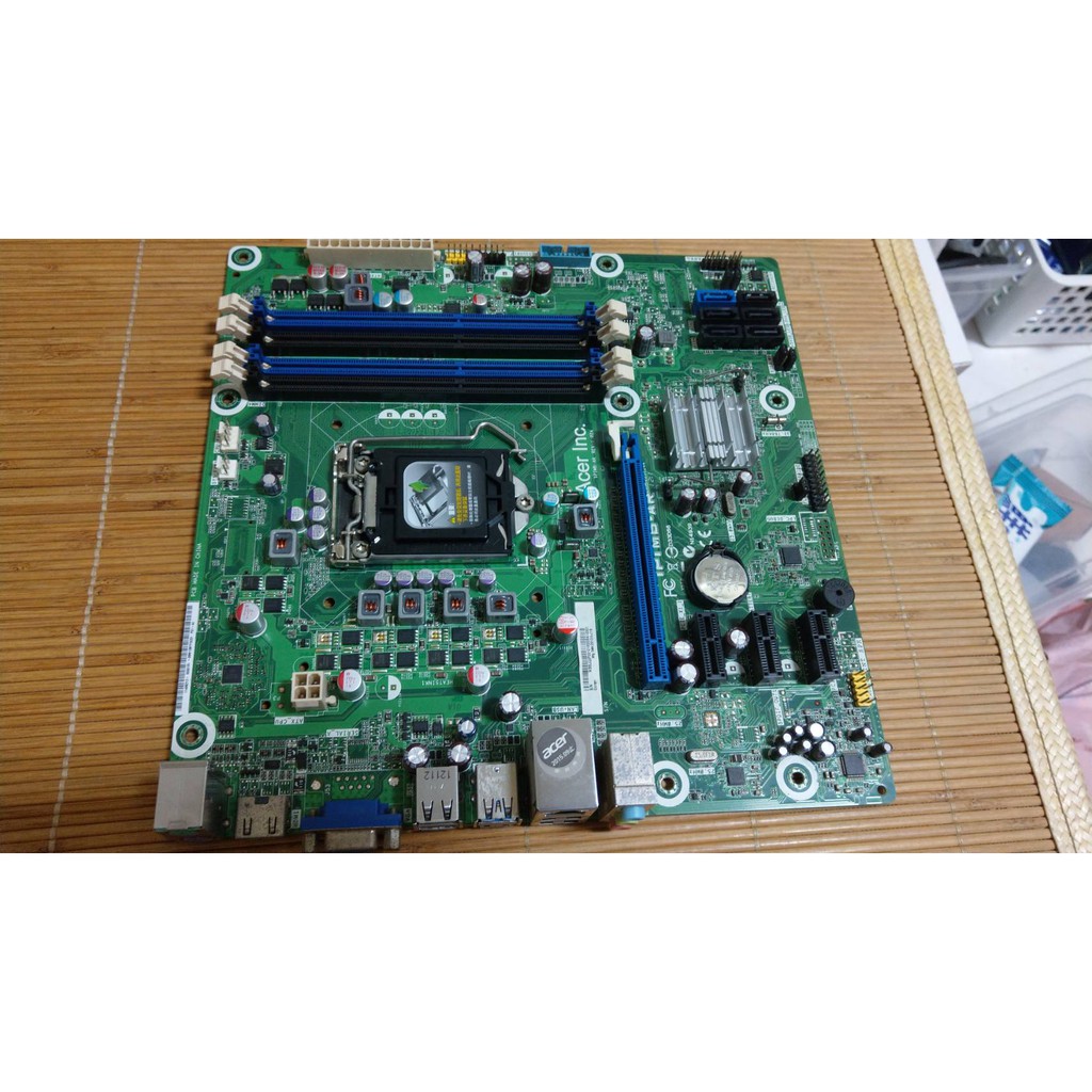 IPIMB-AR  宏碁 IPIMB-AR /1155/DDR3/USB3主機板  二手   主機板 B75