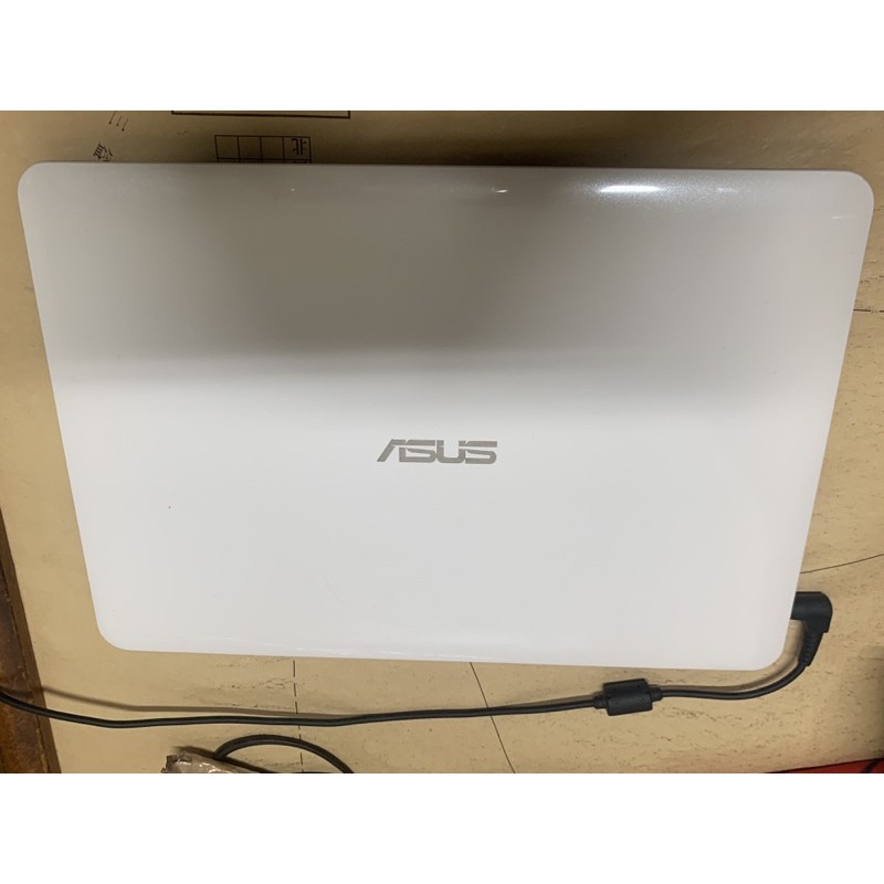 華碩 X455LF i5-5200U 4G 1T GEFORCE 930M 筆記型電腦