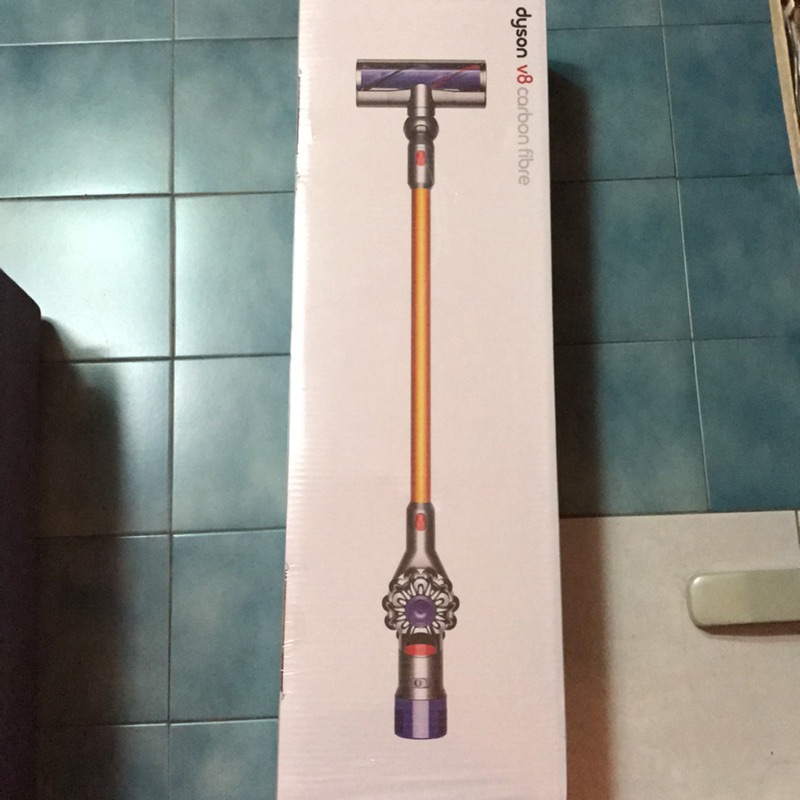 dyson v8 carbon fibre 無線手持吸塵器 尾牙抽中 全新公司貨未拆 台南可面交