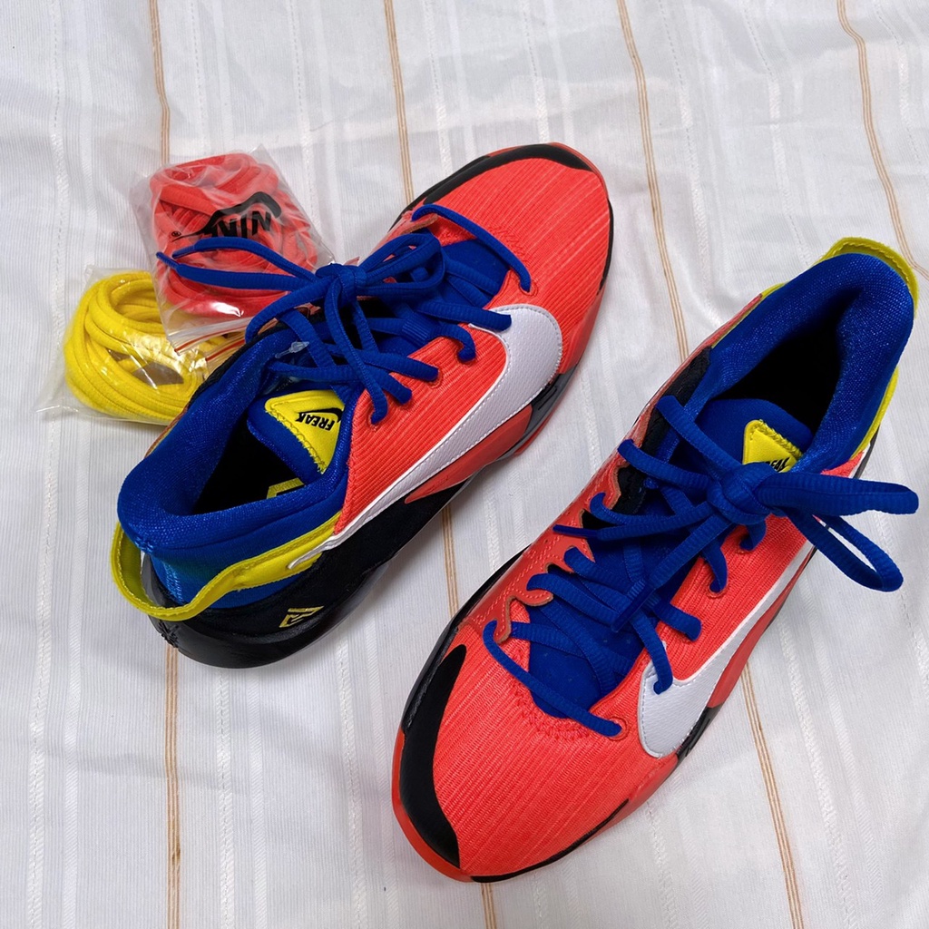 𝓑&amp;𝓦現貨免運 Nike Freak 2 GS 大童鞋 女籃球鞋 紅藍黃 CN8574606
