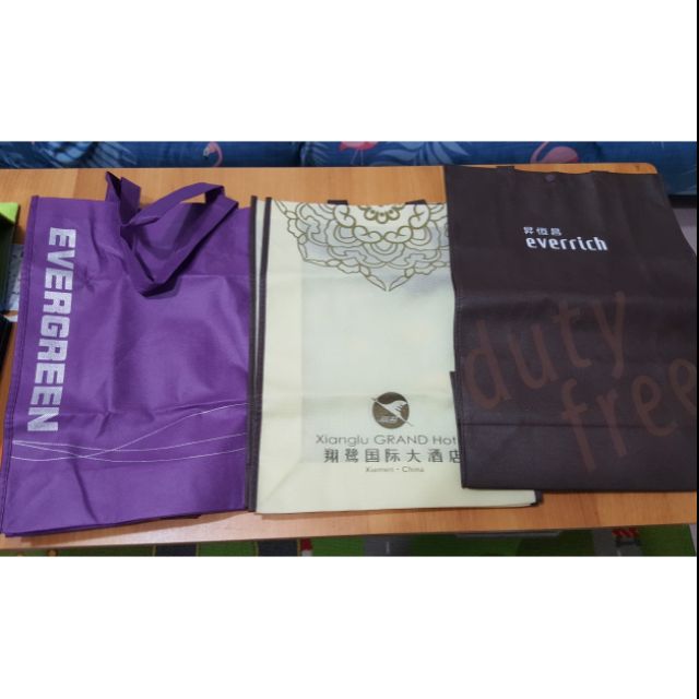 昇恆昌免稅店購物袋 和 長榮紫色紀念款
