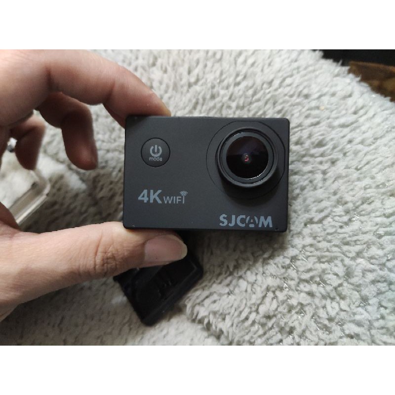 sj4000 wifi 全配 9成新 有防水充電線 運動攝影機 行車記錄器