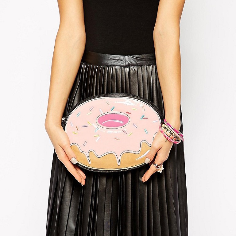 英國 New Look 2D甜甜圈手拿包 歐美時尚收納包 外出包