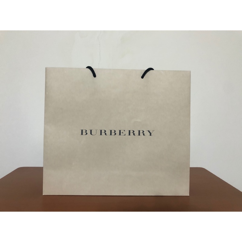 Burberry紙袋，英國帶回保證正品