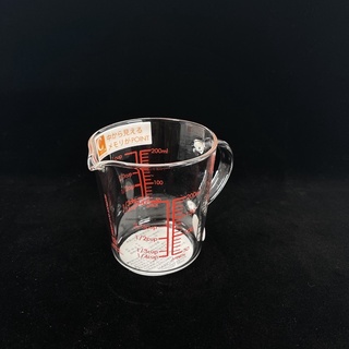 HARIO 耐熱玻璃手把量杯 CMJW-200 刻度量杯 烘焙料理必備