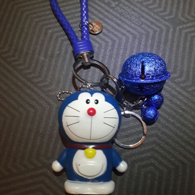 《現貨實拍》超可愛哆啦A夢吊飾鑰匙圈 公仔+鈴鐺+編織繩 可分成兩個鑰匙圈使用