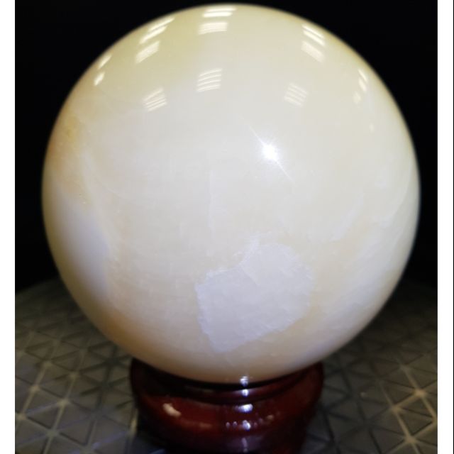 佛教七寶 能量 硨磲球 水晶球 桌上型必備 供養 神佛 擺件招 貴人，好人緣，業務 做生意 水晶 開運 招財 風水 能量