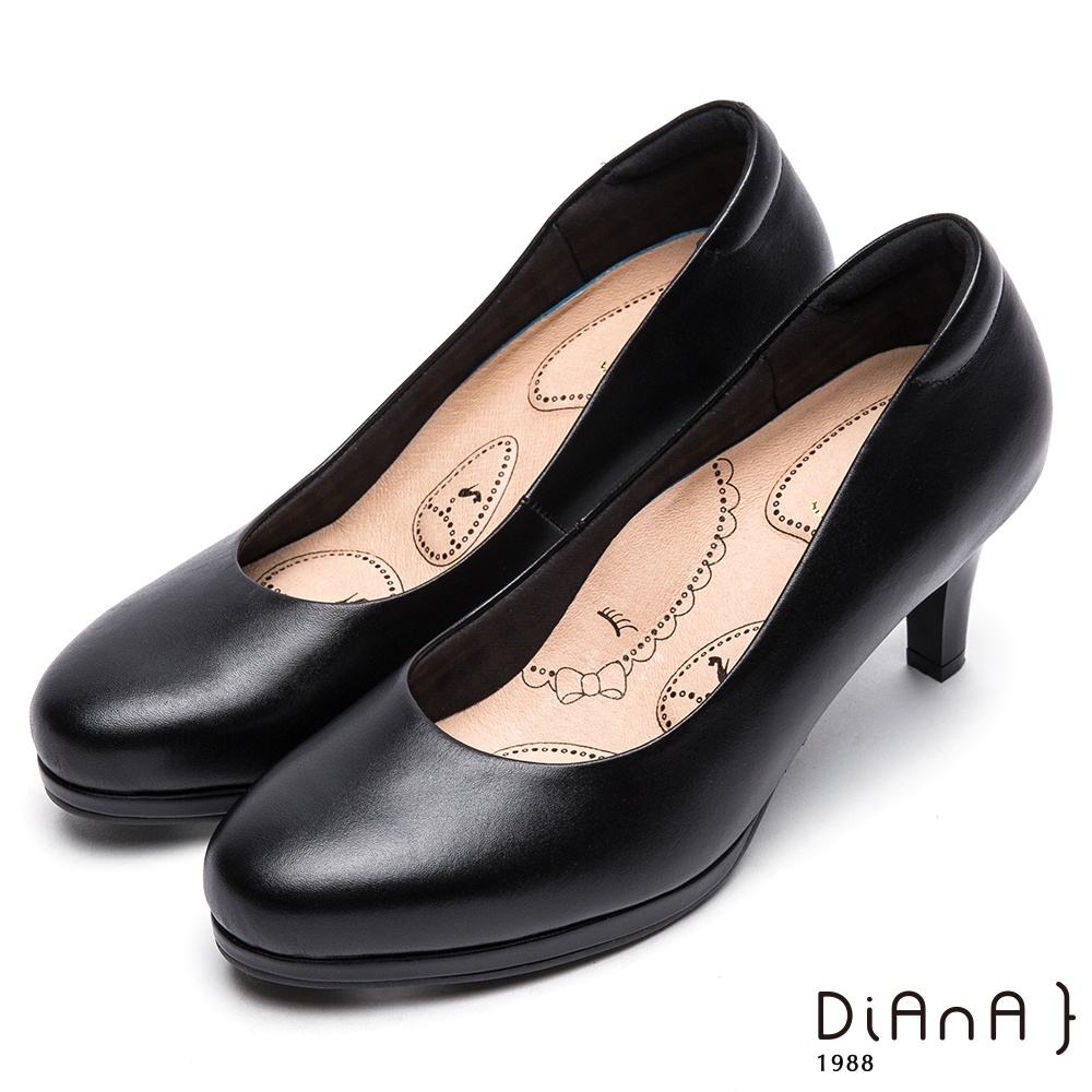 【DIANA】DIANA輕彈OL舒適7公分圓頭制鞋-漫步雲端布朗尼美人款-黑 25號