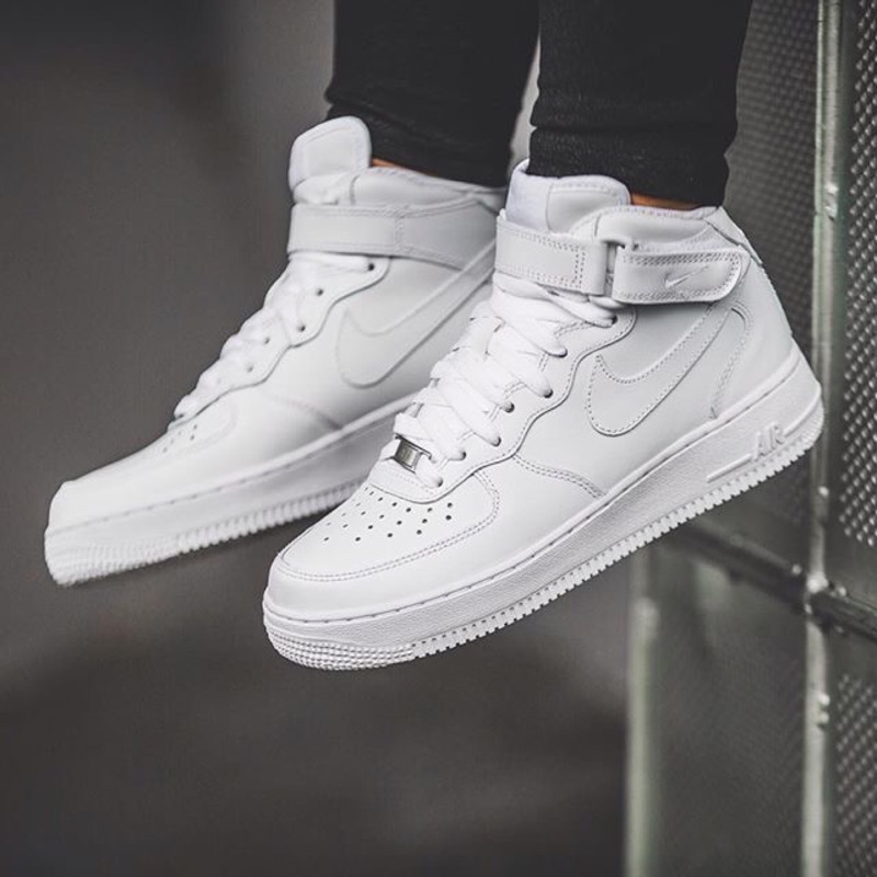 nike airforce 1 mid 07
