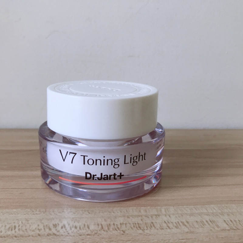 V7 toning light Dr.Jart+ 懶人素顏霜