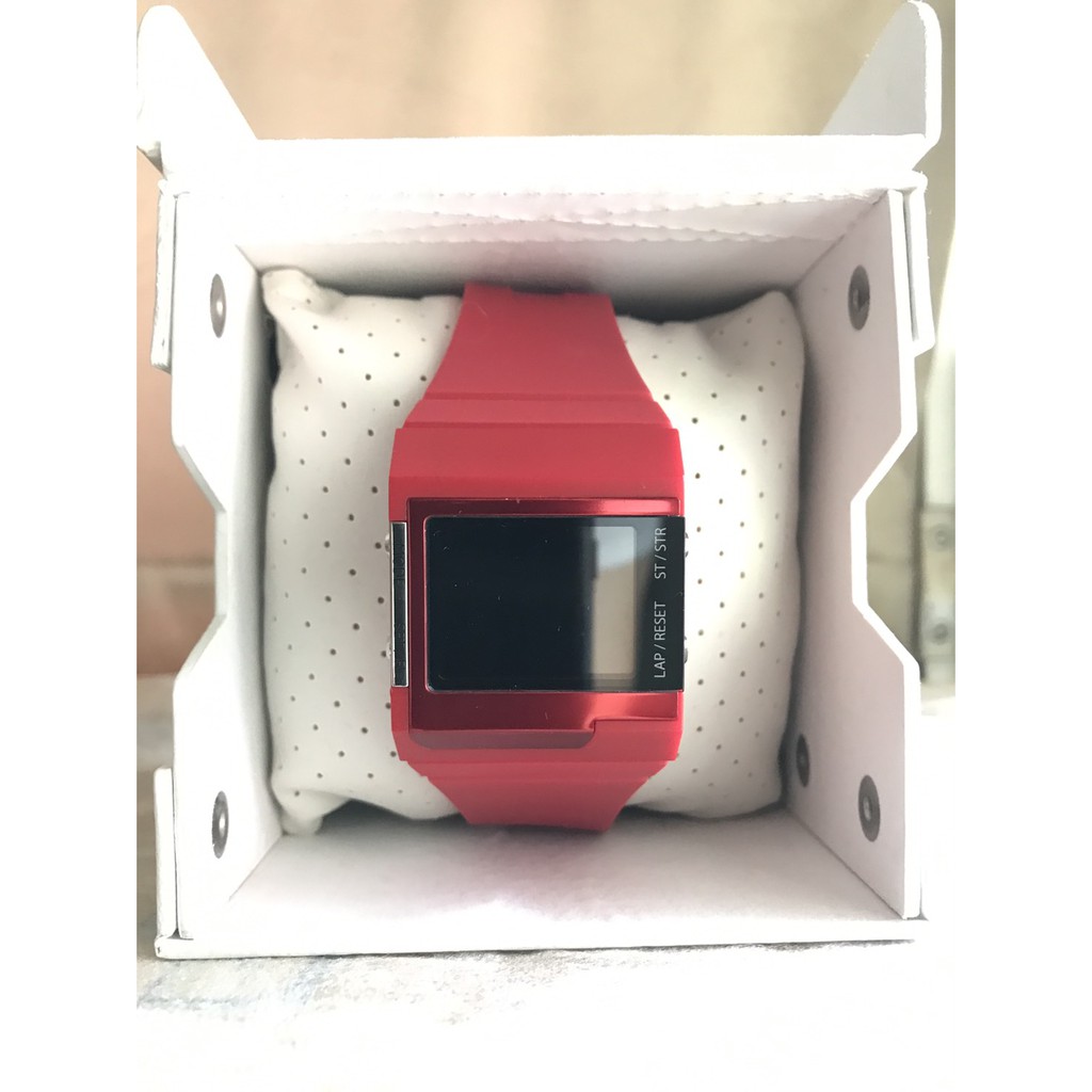 DIESEL 手錶 電子錶 紅色