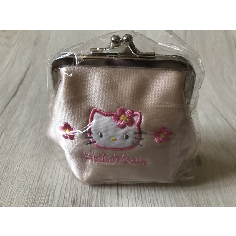 hello kitty 口金零錢包/化妝包/萬用包