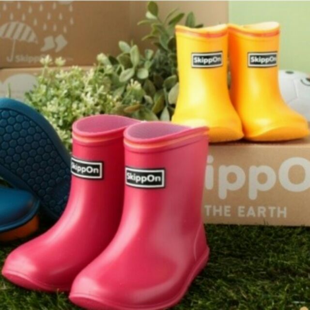 全新：SkippOn日本製小童短雨靴-紅色14cm