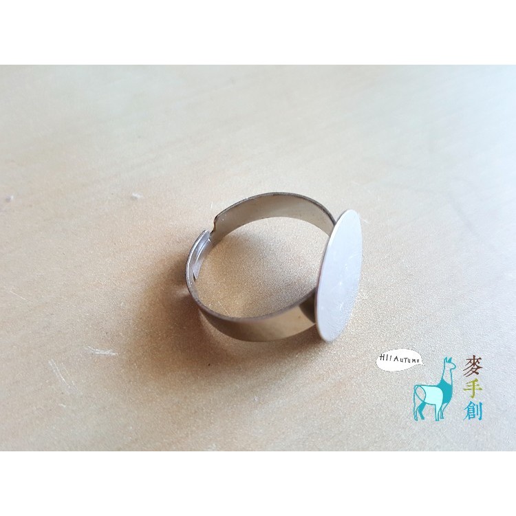 麥手創💙現貨💙羊毛氈DIY戒指💙不鏽鋼戒指托座~可自行調解寬度 。DIY配件
