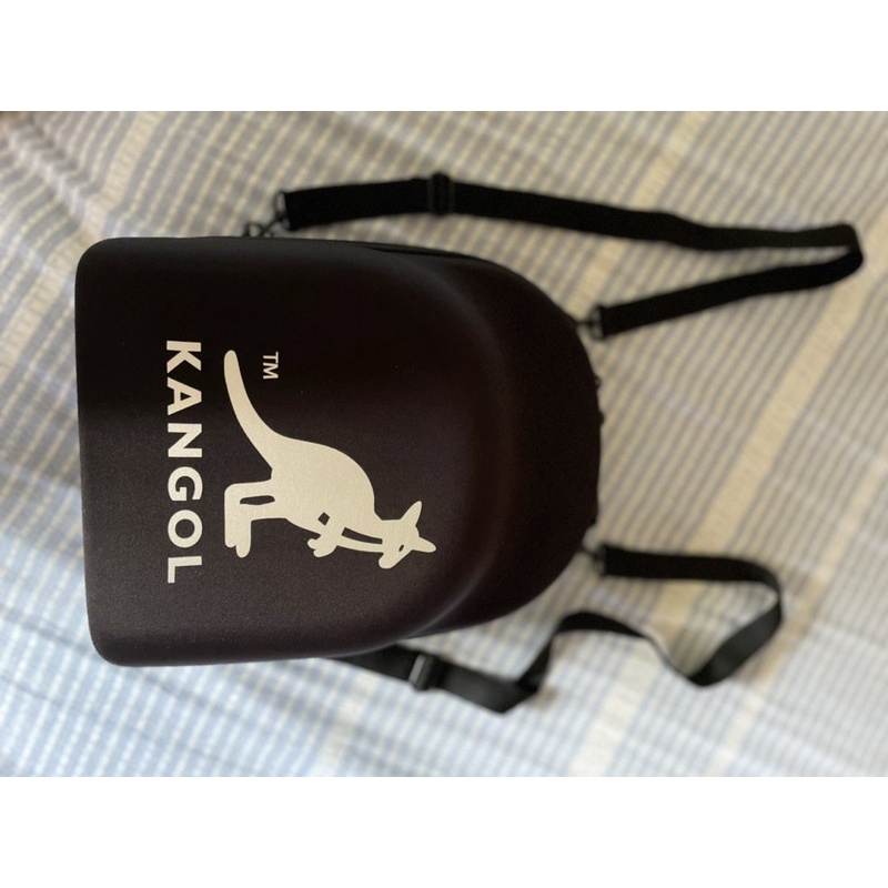 kangol英國袋鼠酷硬殼包 可手提/側背 /後背包 多功能 （現貨）